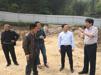 集團公司工會主席陳亞平赴金寨縣水坪村村民文化中心項目調(diào)研慰問